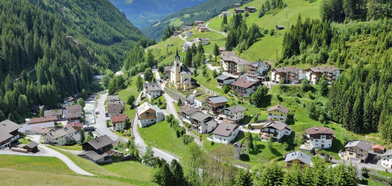Ferienwohnung Bergmann Ausservillgraten ภายนอก รูปภาพ